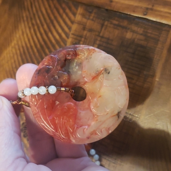 Carved carnelian copper necklace and with matching bracelet - Picture 1 of 7